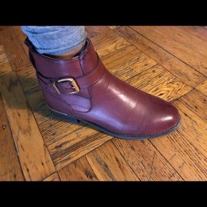 Burgundy ankle Boots